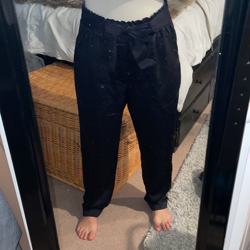 Black dress pant